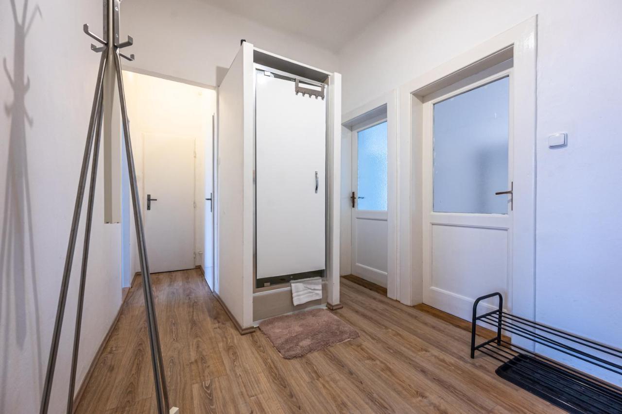 Apartments Safarikova 18 Prag Dış mekan fotoğraf