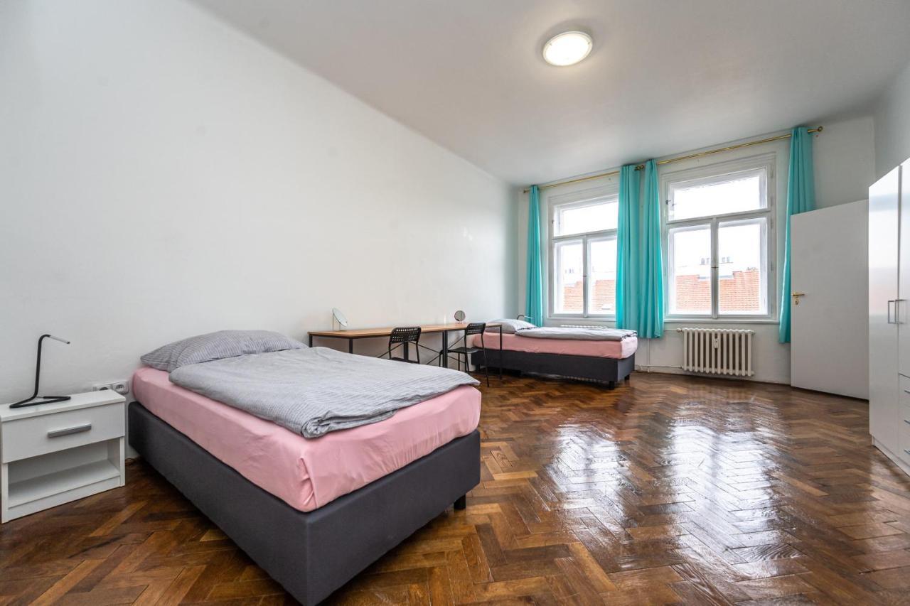 Apartments Safarikova 18 Prag Dış mekan fotoğraf