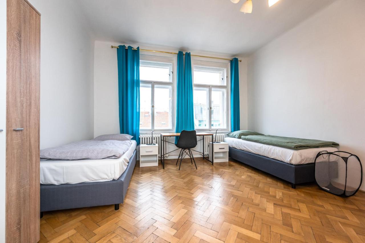 Apartments Safarikova 18 Prag Dış mekan fotoğraf