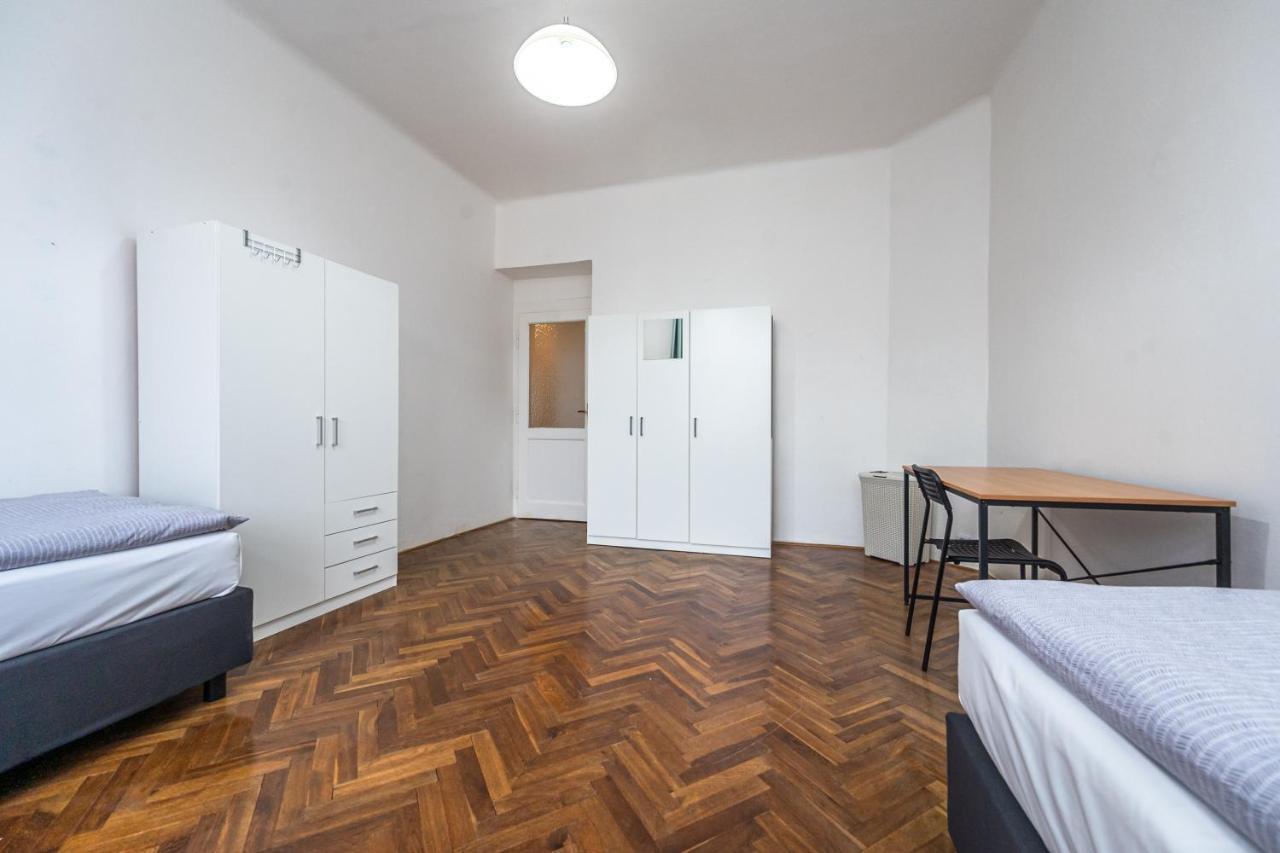 Apartments Safarikova 18 Prag Dış mekan fotoğraf