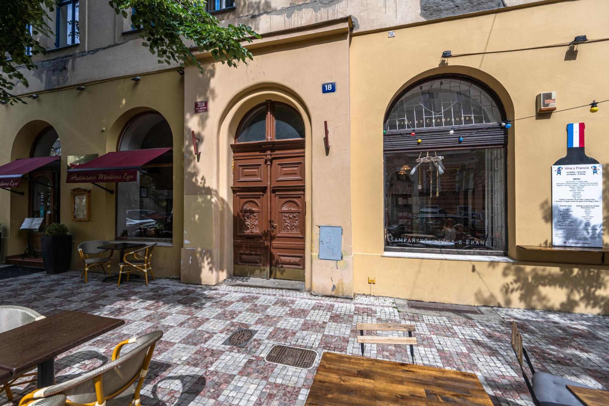 Apartments Safarikova 18 Prag Dış mekan fotoğraf