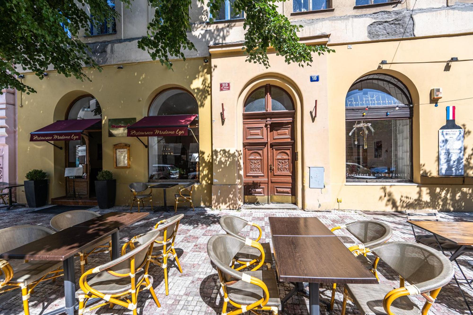 Apartments Safarikova 18 Prag Dış mekan fotoğraf